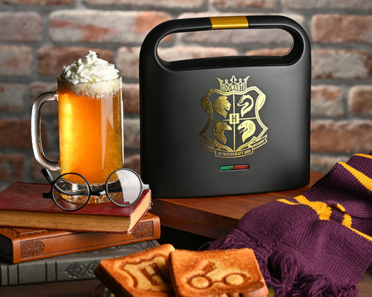 The Ultimate Butterbeer Recipes: Create Wizarding World Magic at Home with Select Brands x Harry Potter