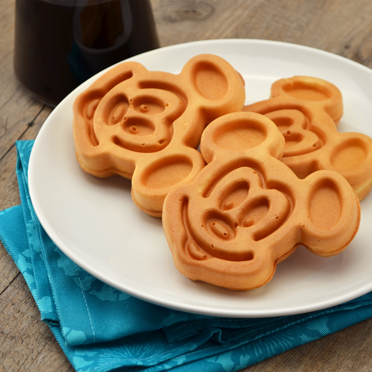 Disney Mickey Double Flip Waffle Maker - Thumbnail 3